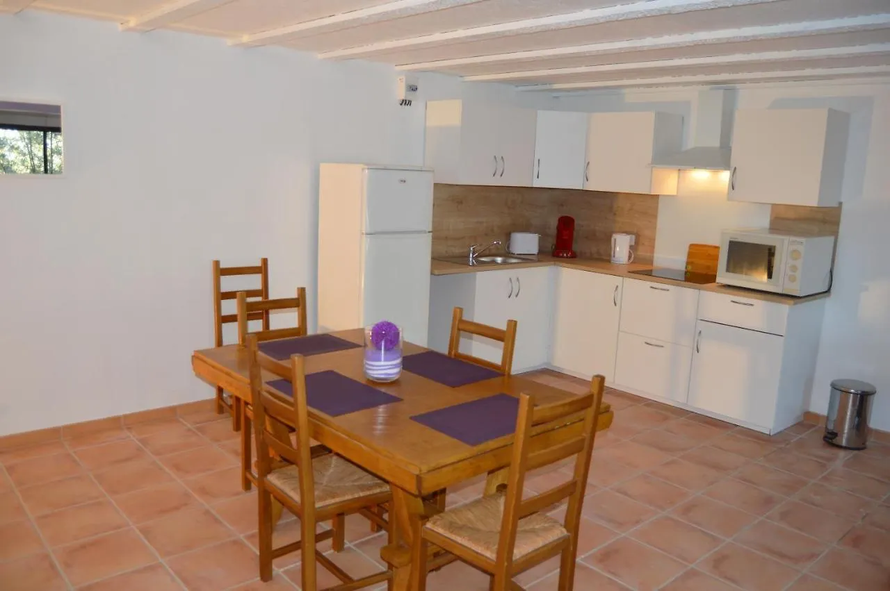Villa Asunda B&B Spa & Sauna, Chambres D'Hotes Saint-Maximin-la-Sainte-Baume Guest house