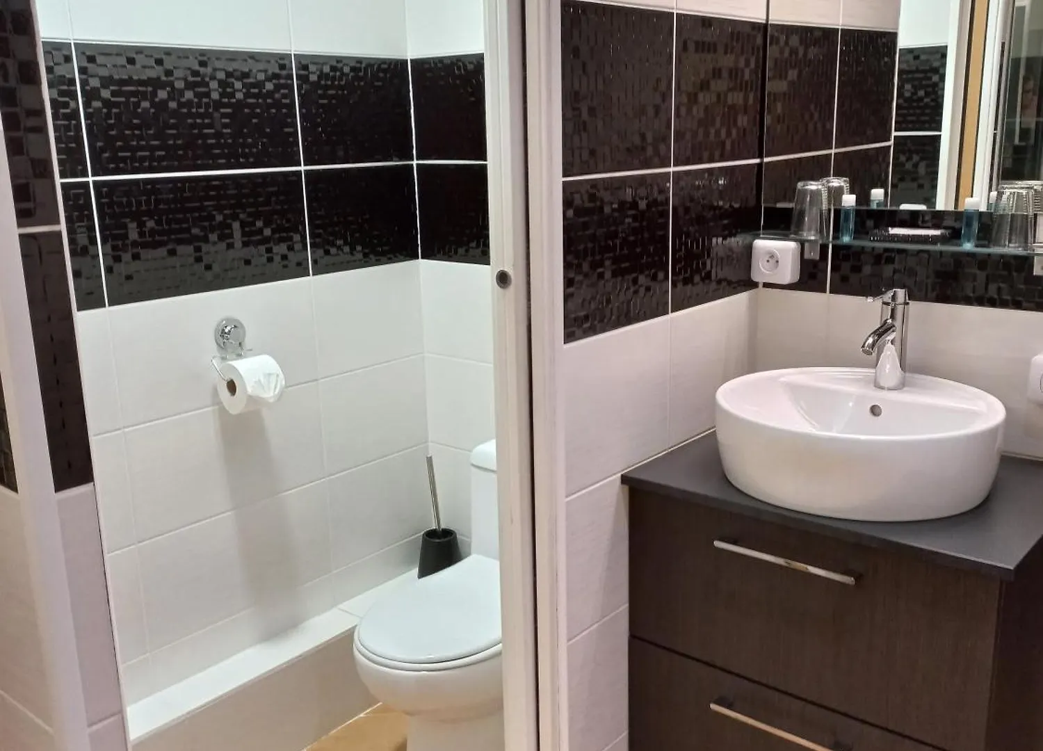 Guest house Villa Asunda B&B Spa & Sauna, Chambres D'Hotes Saint-Maximin-la-Sainte-Baume