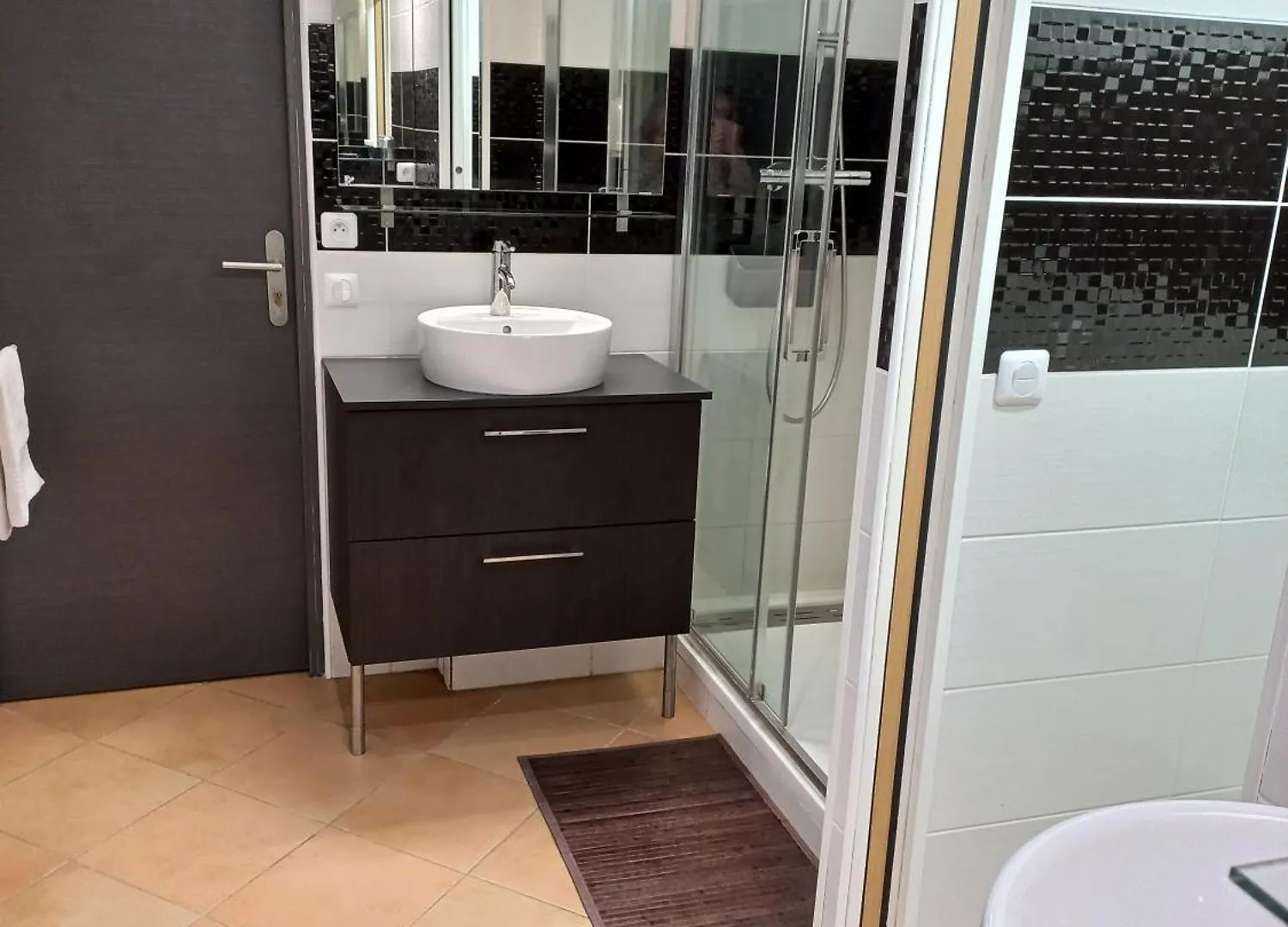Guest house Villa Asunda B&B Spa & Sauna, Chambres D'Hotes Saint-Maximin-la-Sainte-Baume