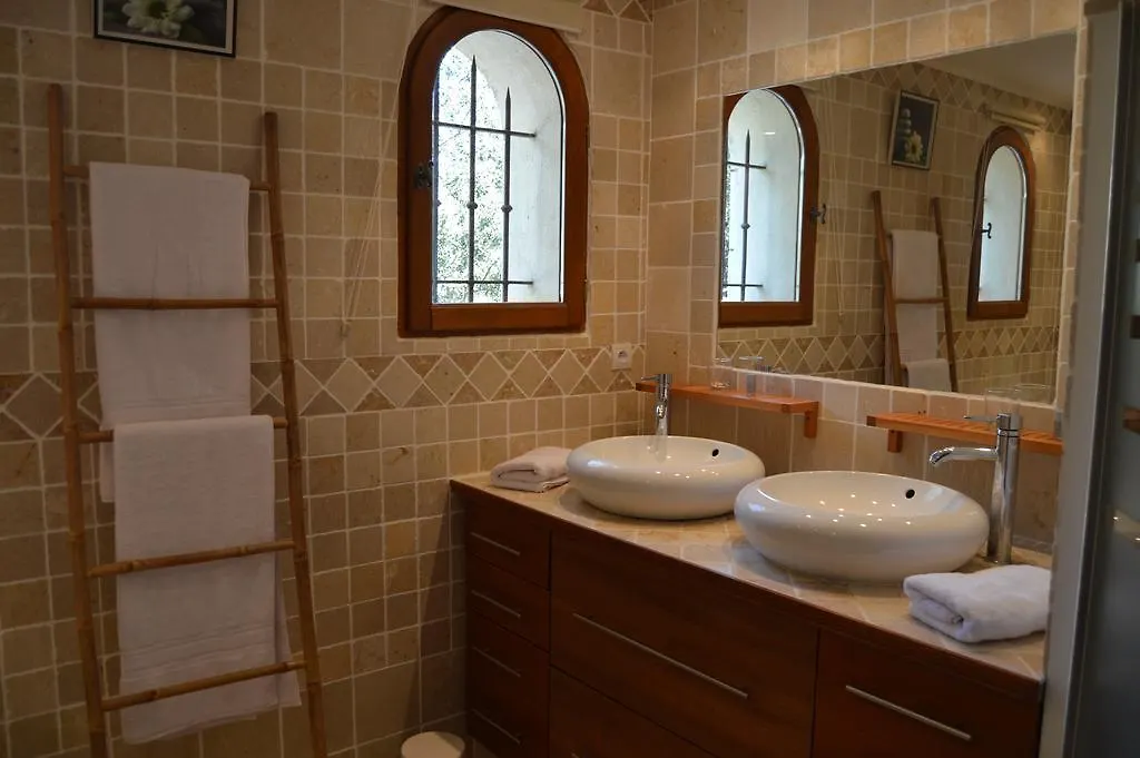 Villa Asunda B&B Spa & Sauna, Chambres D'Hotes Saint-Maximin-la-Sainte-Baume